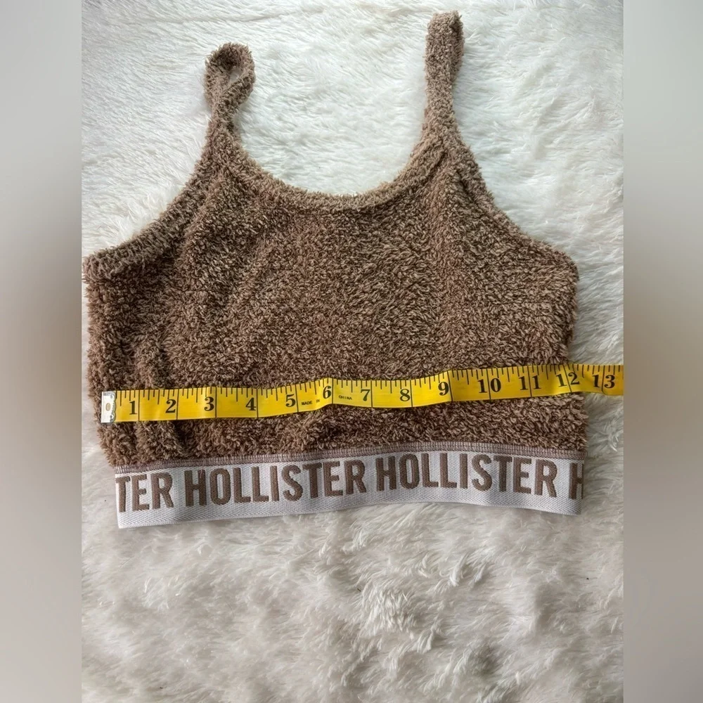 Sleep fuzzy tan crop tank top from Hollister size XS - Picture 3 of 5